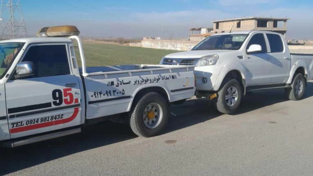 خدمات امداد خودرو صادق