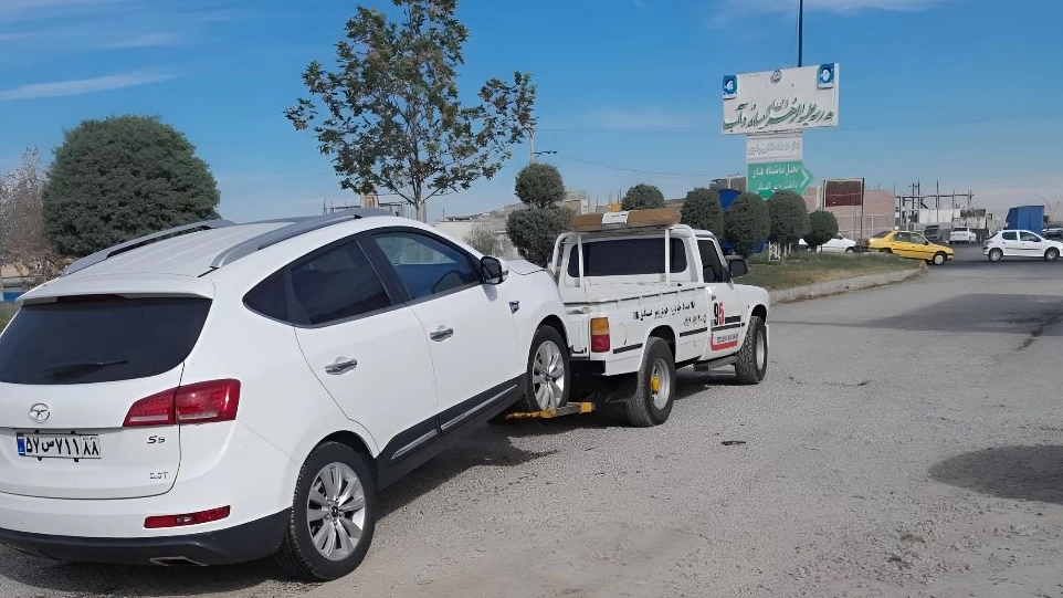 Miandoab yolu, Mahabad ve Bukan'da mobil tamirci ve çekici Miandoab yolu, Mahabad ve Bukan'da mobil tamirci ve çekici